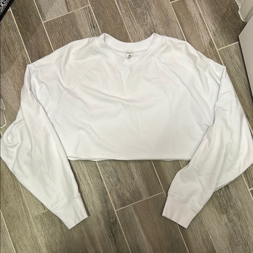 Alo Yoga White Cropped Sweatshirt